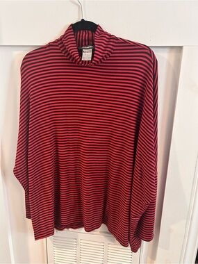 Alembika LENORE TURTLENECK TOP red STRIPE size Medium
